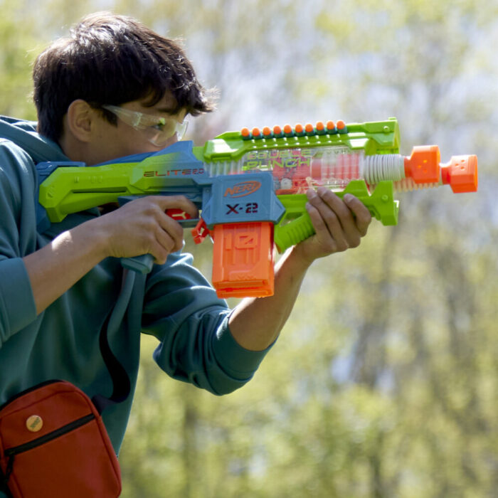 Nerf Elite 2.0 Double Punch Dart Blaster, 50 Nerf Elite Darts, 2x 10-Dart Clips, Motorized Nerf Blaster - Image 5